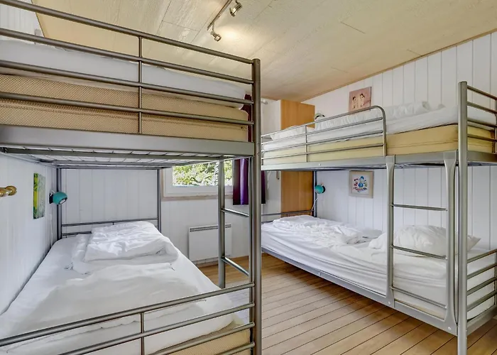 5 Bedroom Awesome In Vaeggerlose